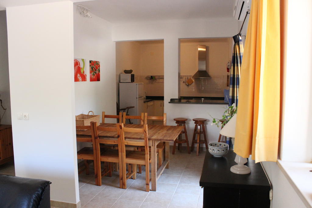 Filhas Do Mar Apartments Salema Oda fotoğraf